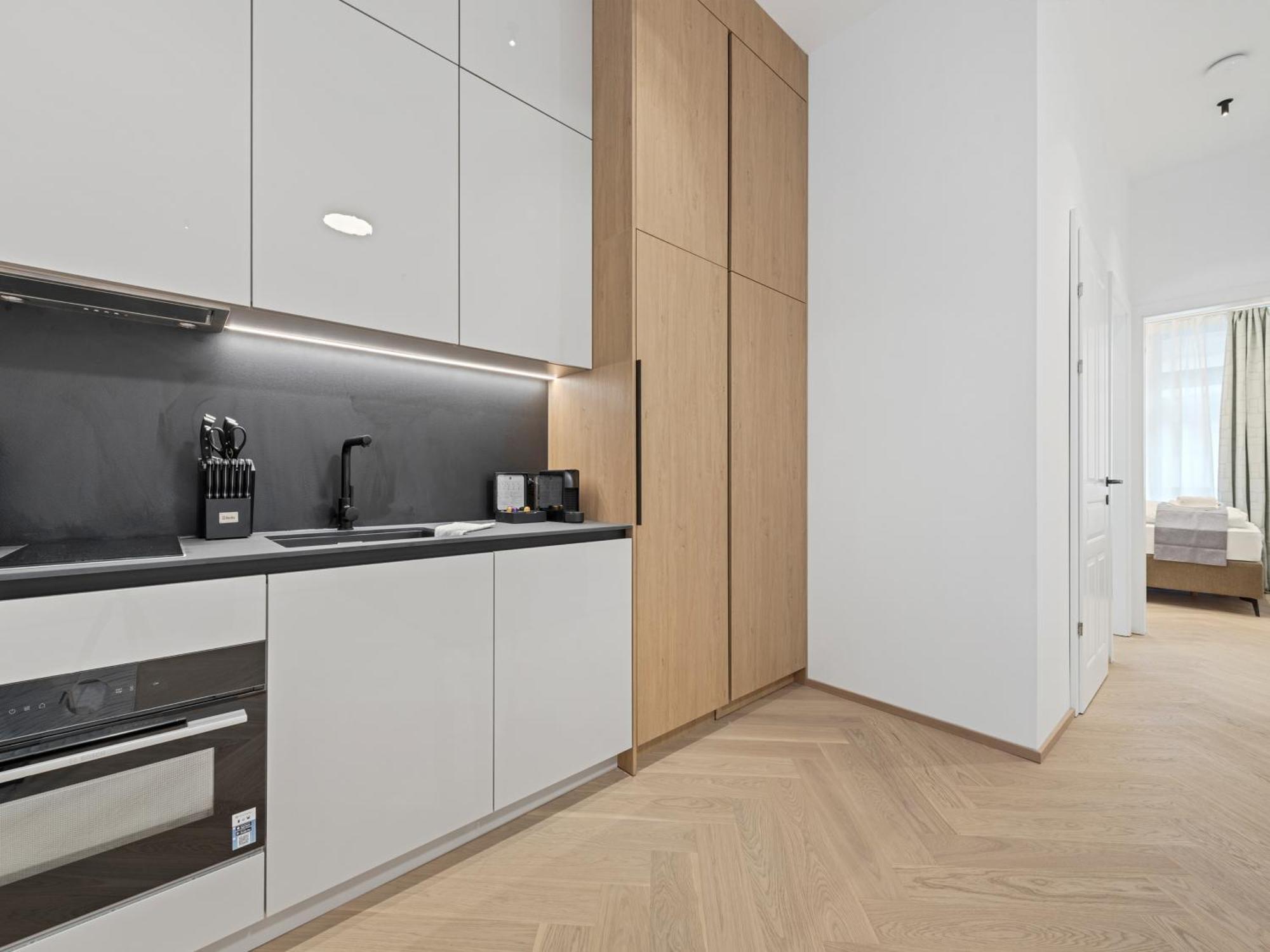 Gt7 District 9 - Managed By Sky9 * Wien